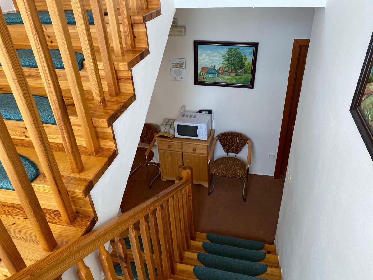 Pension Holiday Vrchlabí Exterior photo
