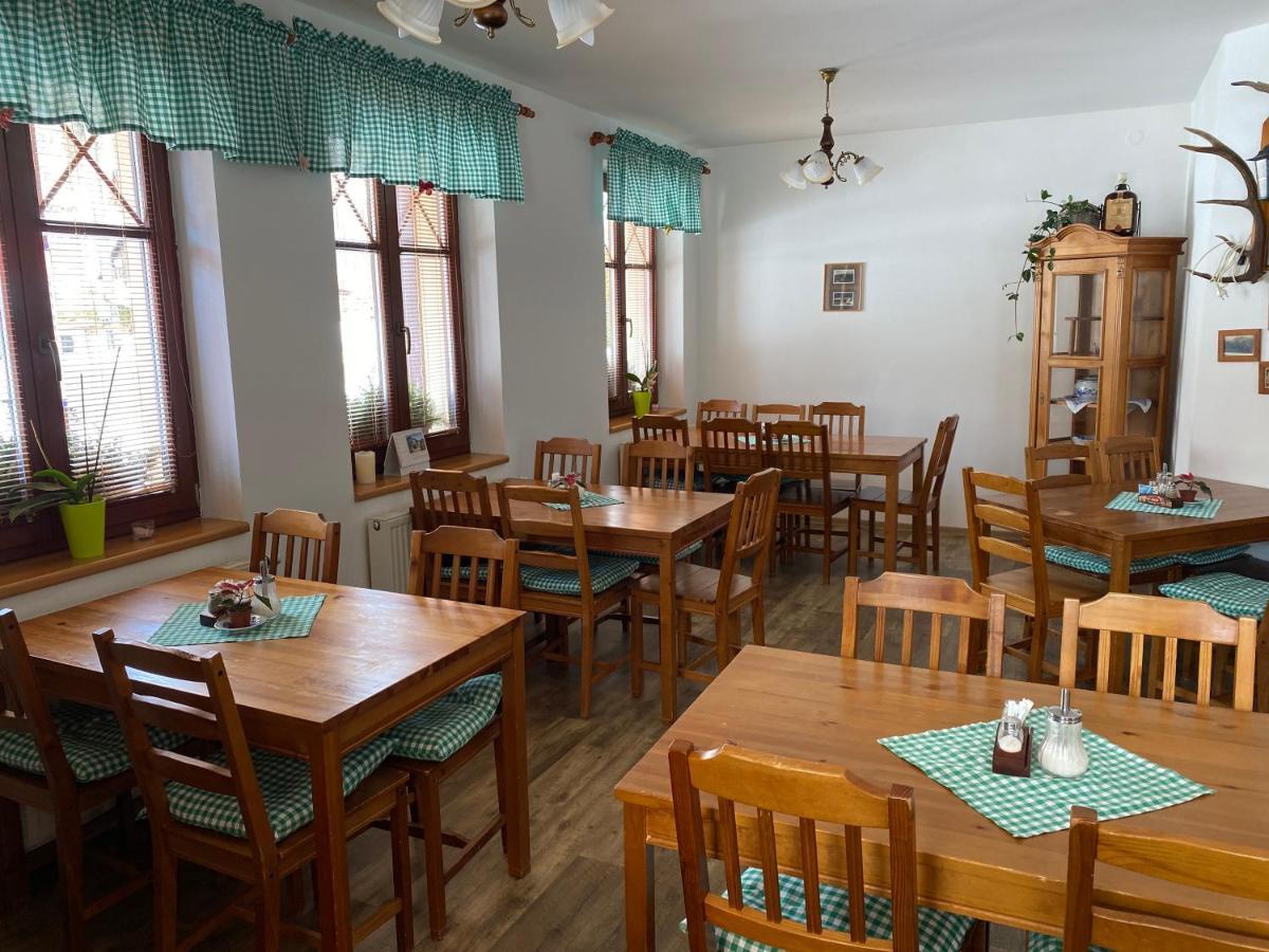 Pension Holiday Vrchlabí Exterior photo